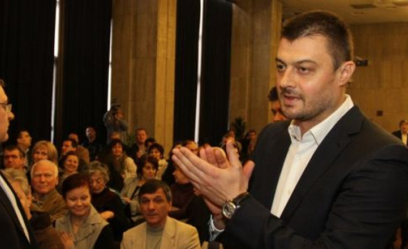 Бареков кани бивш латвийски премиер за финансов съветник 