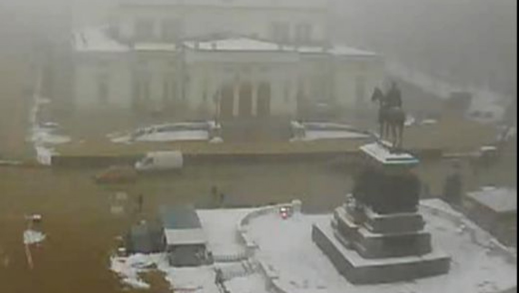 Нападнаха палатковия лагер тази нощ, дежурните отвърнали с удар с тесла