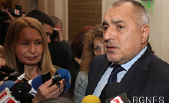 Борисов: Финансова катастрофа, ако кабинетът остане на власт