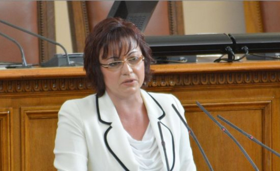 К. Нинова: Не познавам Петното, ГЕРБ паднаха много ниско