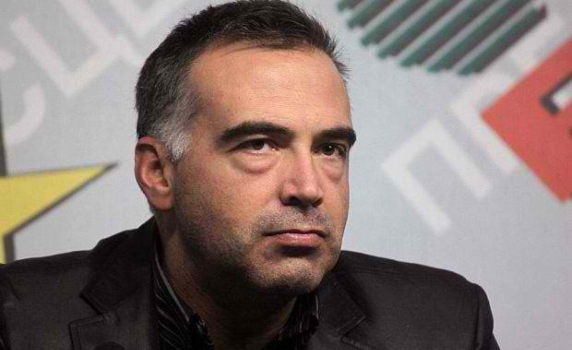 Управляващите склонни на референдум, но не с въпросите на президента