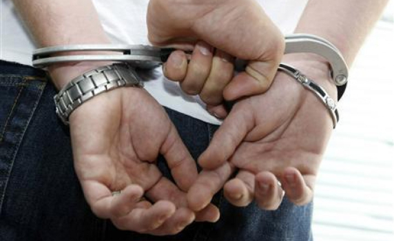 Две групи телефонни измамници са задържани от полицията