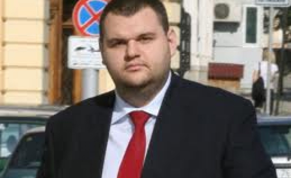 Д. Пеевски: Цветанов ме натискаше да пазя Киро Японеца и Йоско, а Цацаров - да назначи Ася Петрова