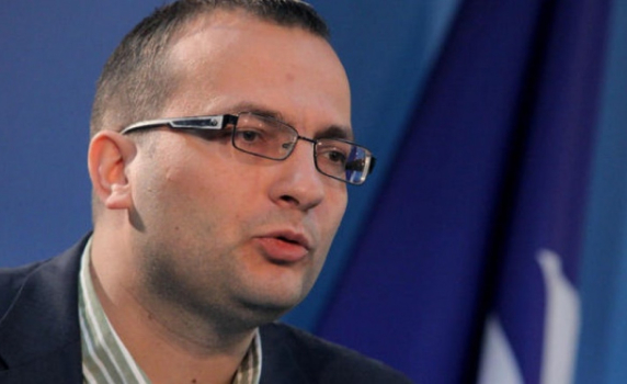 М. Димитров БСП и ДПС са в синхрон, само за пред хората правят шоу