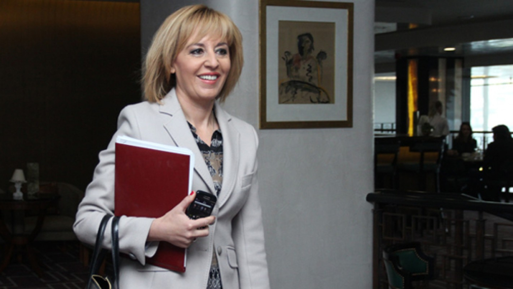 Мая Манолова: Плевнелиев да побърза с ветото на Изборния кодекс 