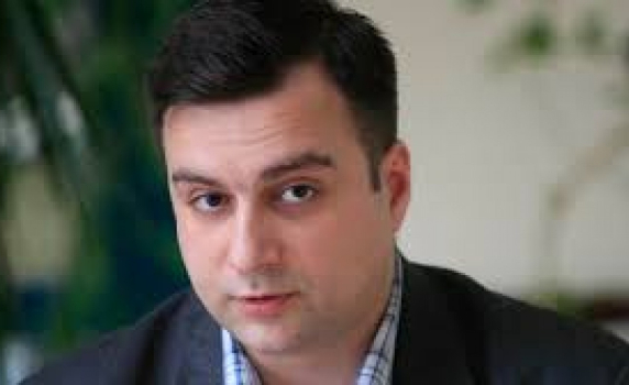 С референдума президентът наложи вето на още неприетия Изборен кодекс