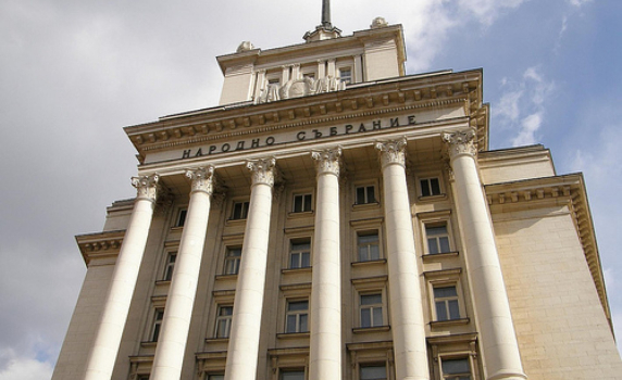 Правната комисия отхвърли идеята за референдум на президента 