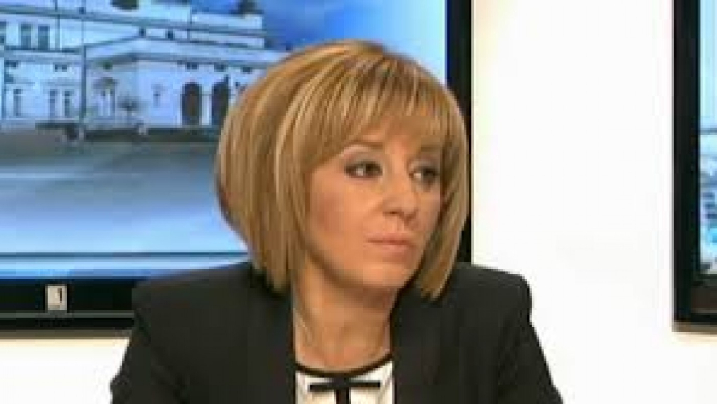 Манолова: Президентското вето на Изборния кодекс е с беззъби и слаби мотиви