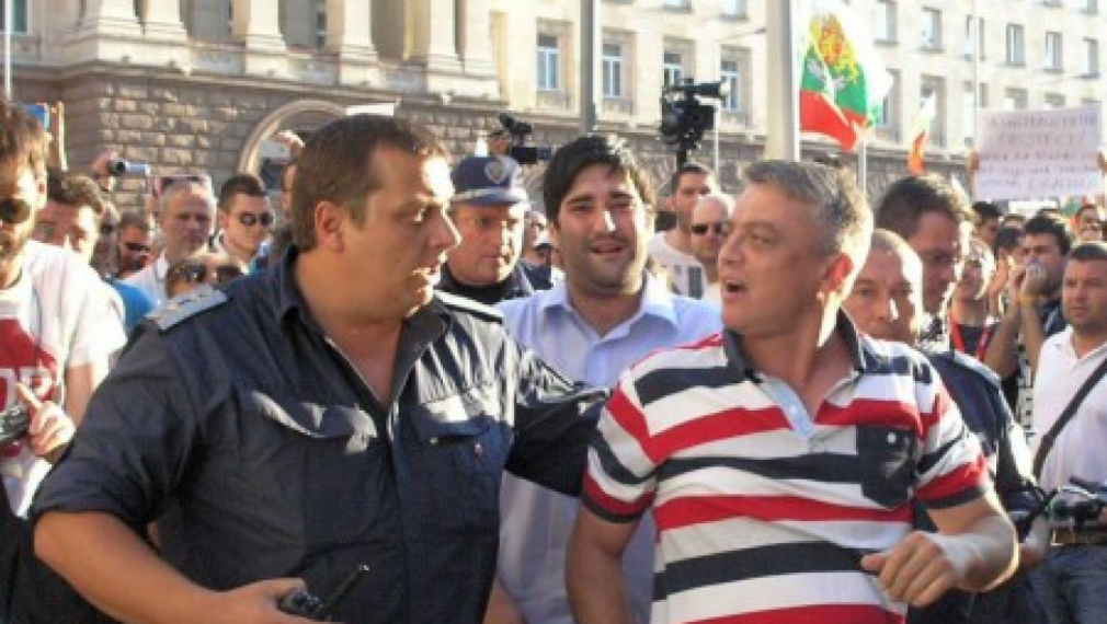 Съдът пусна Петното да се грижи за трите си деца
