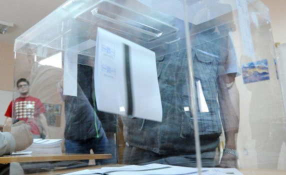 Пет партии с представители в Европарламента, БСП и ГЕРБ изравнени