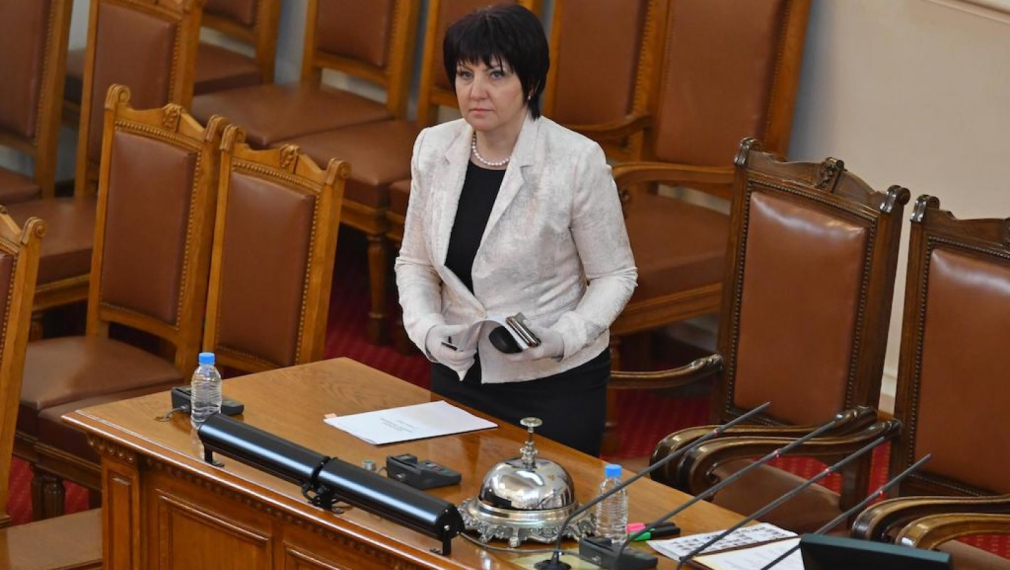 Караянчева: БСП и други партии използват скандала с майките 