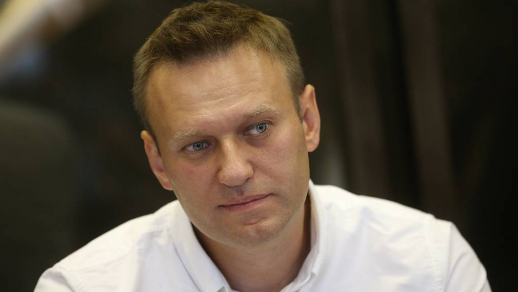 Запорираха сметките и апартамента на Навални 