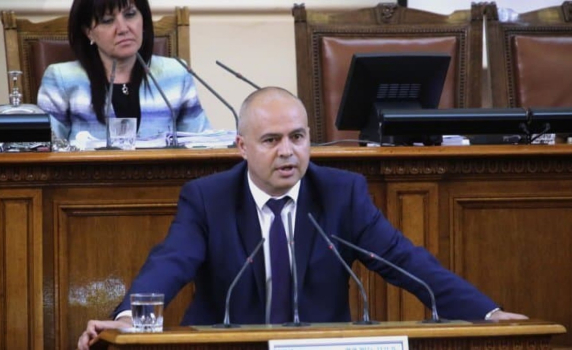БСП пита министъра за полицейски произвол над невинно семейство