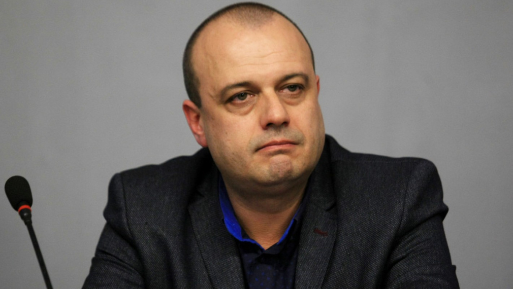 Христо Проданов: ГЕРБ купиха отцепниците от БСП, за да крепят кворума в парламента
