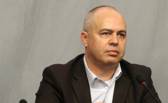 Свиленски: Ще обжалваме бюджета и решението за дистанционно заседание на парламента