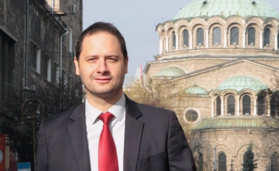 Петър Витанов: България е под натиск от западните партньори, Борисов изпада в международна изолация