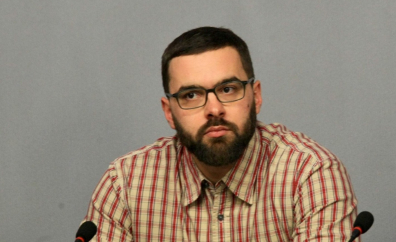 Стоян Мирчев: Борисов ще съсипе държавата. Управлява ни самовлюбен фашист