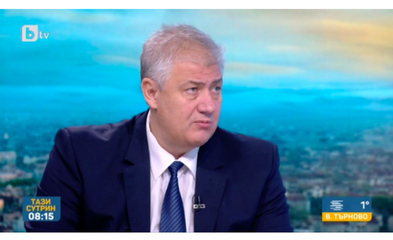 Проф. Асен Балтов: Няма „чисти“ от COVID-19 болници