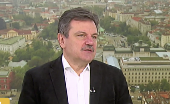 Д-р Симидчиев: Изходът е масово тестване. При 95% от случаите няма нужда от притеснение – оставате си вкъщи