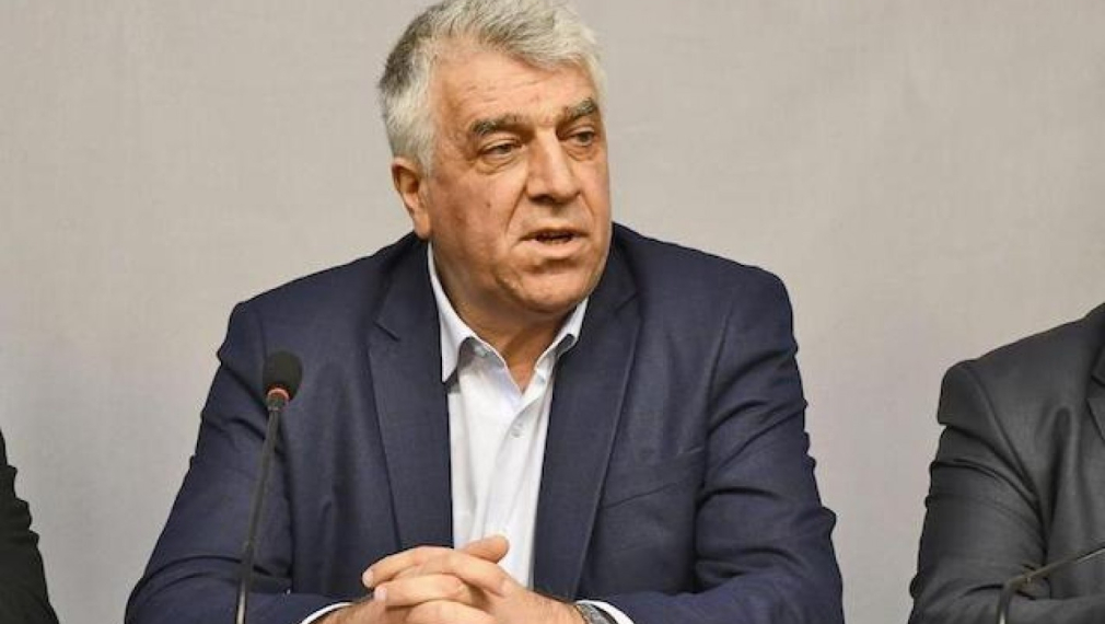 Гечев: Българи умират по стълбищата на тотално сбърканата здравна система