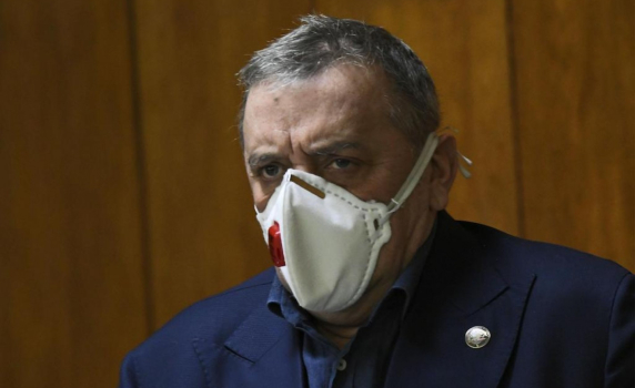 Проф. Кантарджиев: Ако се носеха маски, нямаше да има по над 3000 случая на ден