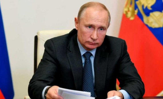 Путин нареди мащабна ваксинация срещу COVID-19 в Русия следващата седмица
