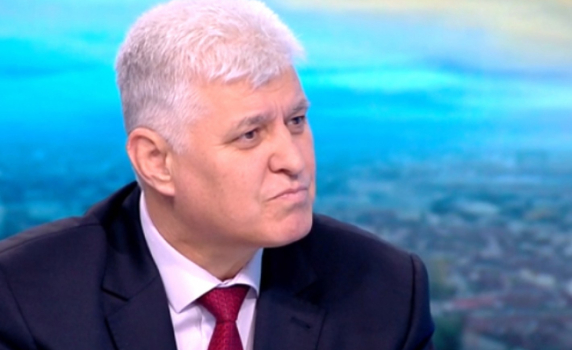 Димитър Стоянов: Управлението на кризата е хаотично