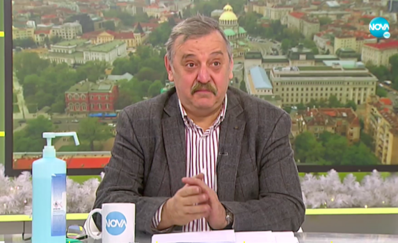 Проф. Кантарджиев: Януари очакваме първия ваксиниран в България