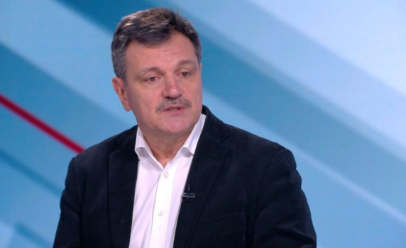 Д-р Симидчиев: Само с ваксини можем да изградим групов имунитет
