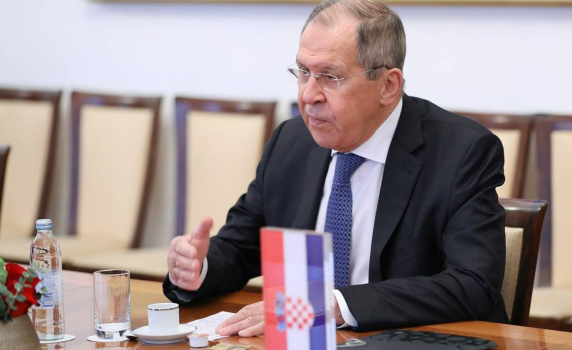  Лавров нарече "смешно" медийното разследване за отравянето на Навални