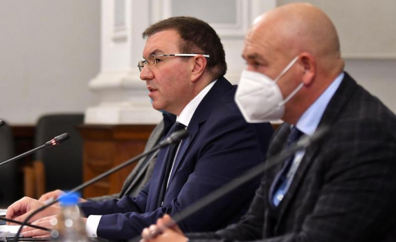 Предлагат мерките да останат до 31 януари