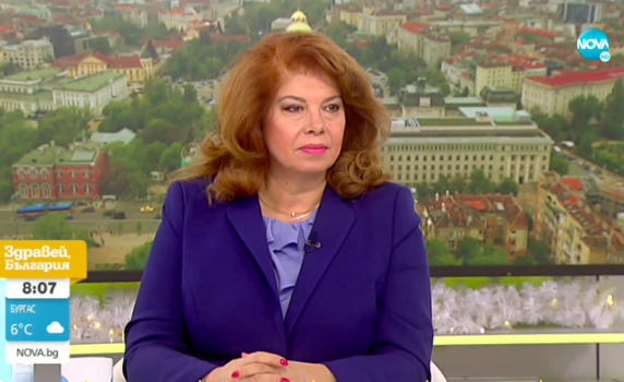 Йотова: Президентът няма намерение да прави политически проекти