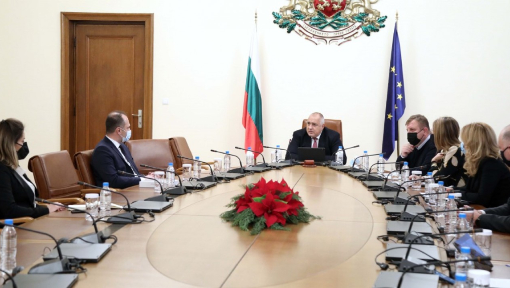 Борисов: Мярката 60/40 се удължава до септември, помощта за пенсионерите продължава и през 2021 г.