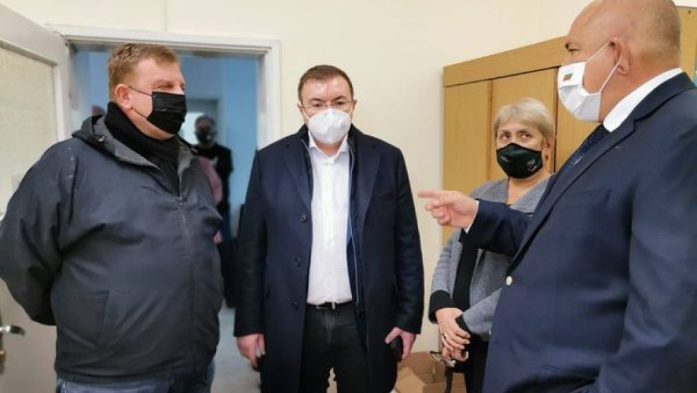 Бойко Борисов: Пристигнаха 9750 дози от първата ваксина. От утре започва имунизацията