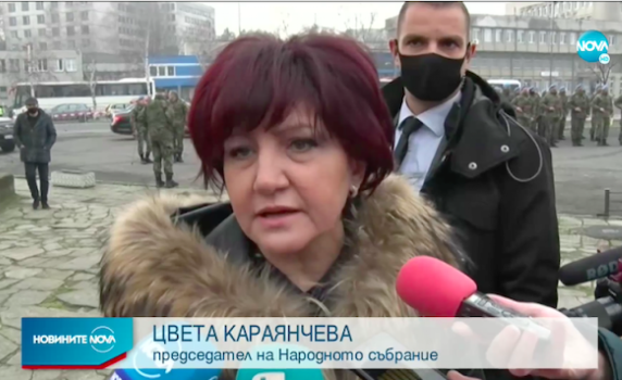 Караянчева: Хубаво е, че президентът най-накрая разбра, че има COVID криза