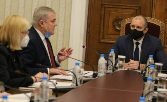 Партията на Цветанов и АБВ са за по-късна дата на изборите