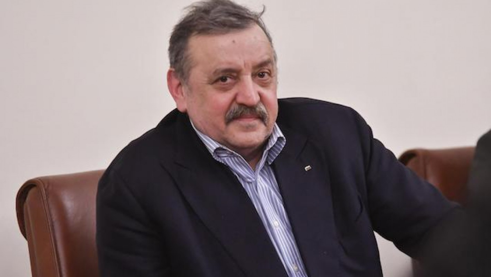 Проф. Кантарджиев: При новия щам 10 души могат да заразят други 29