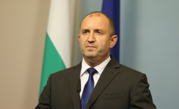 Радев: Ако Навални беше българин, щеше да разследва чекмеджето на Борисов