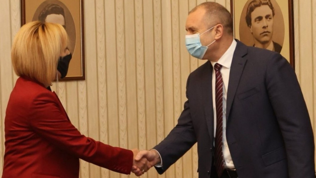 Мая Манолова похвали Румен Радев