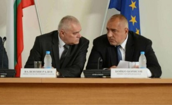 "Медиапул": С идването си на власт ГЕРБ брани сделката за джиповете, включително в съда