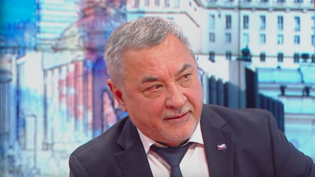 Валери Симеонов: Изненадан съм от решението на ВМРО