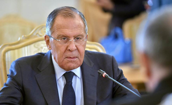 Лавров: Спецслужбите на ФРГ са помагали на Навални при снимането на филма за "двореца" на Путин