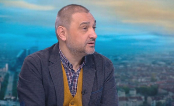 Проф. Чорбанов: "Зелените коридори" за ваксинация са другото име на хаоса
