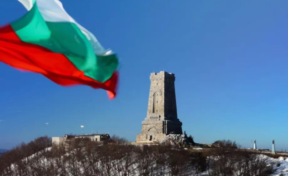  Отменят тържествата за 3 март на връх Шипка заради коронавируса