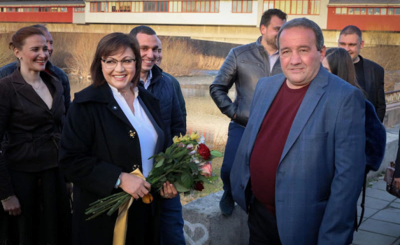 Нинова: Мога да допринеса за промяна в Пловдив с конкретни политики и проекти
