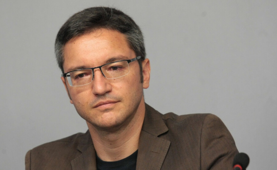  Вигенин: Заради правителствата на Борисов два пъти ни спират еврофондове