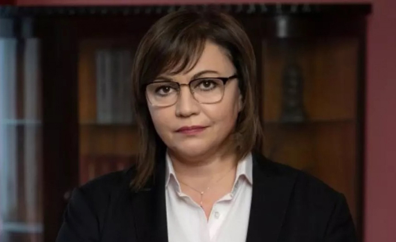 Нинова: Правителството на Борисов се провали с ваксините
