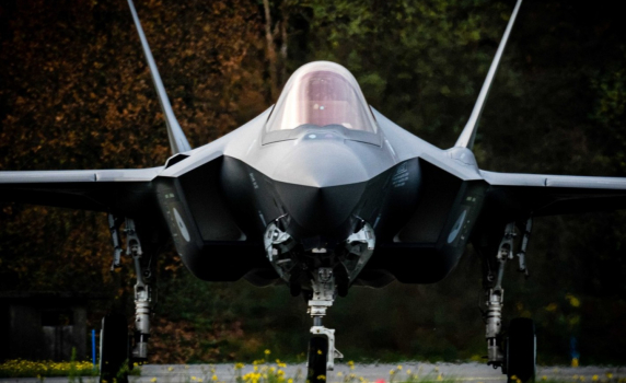 Програмата F-35 е пълна катастрофа, смятат в Камарата на представителите на САЩ