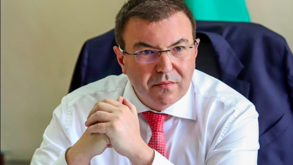 Костадин Ангелов прекратява предизборната си кампания
