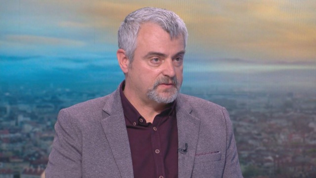 Георги Миндов: Нямаме сигнали от пациенти за проблеми с тази партида на „АстраЗенека“